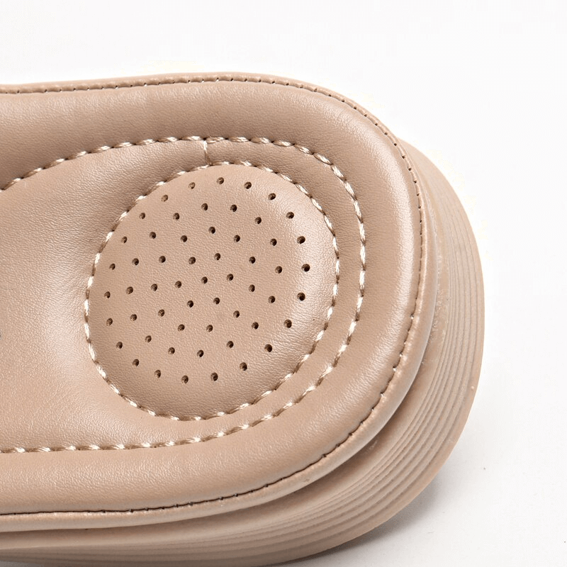 Close-up of Women's Outdoor Flat Beach Sandals with cushioned footbed and PU leather, showcasing comfort and durability - SF0985.